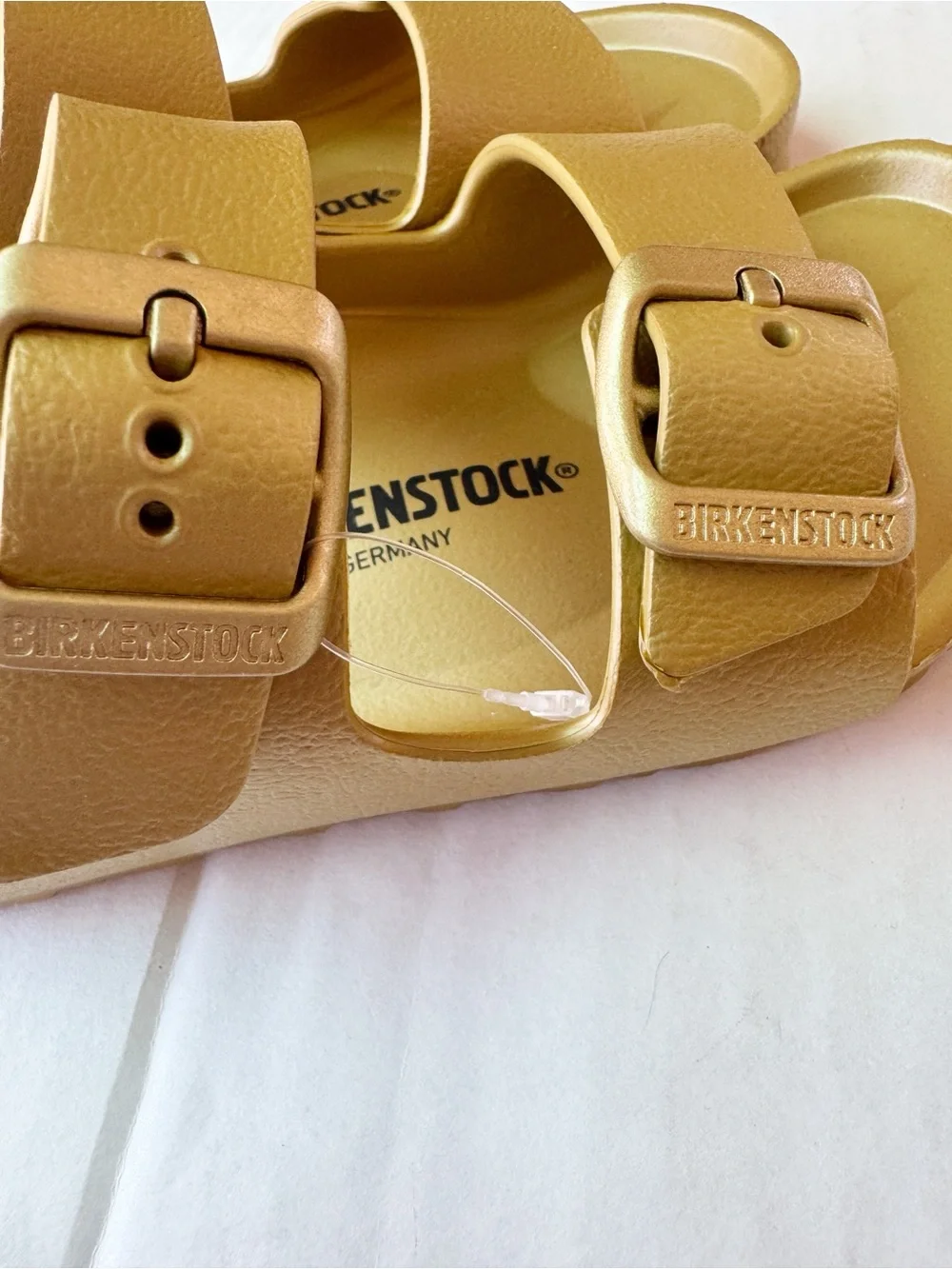 Birkenstock New Kids Arizona in Glamour Gold size 12-12.5 NWOT